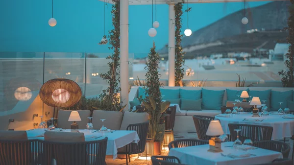 NOŪS Santorini: Γαστρονομία και ευεξία  σε απόλυτη αρμονία