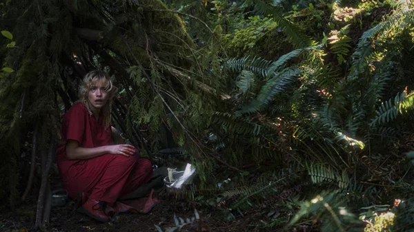 "Strange Darling": Γιατί μιλούν όλοι για αυτήν την ταινία τρόμου;