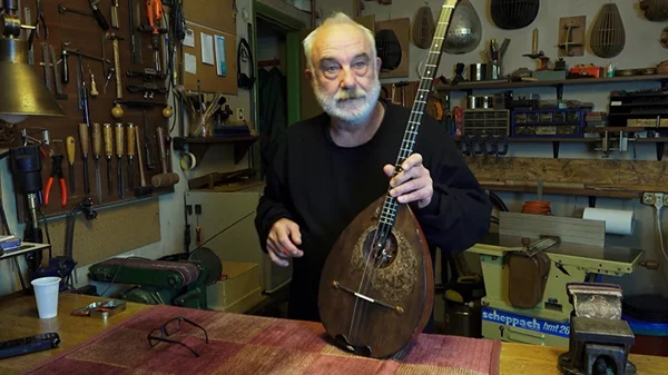 Οι Οργανοποιοί των Εξαρχείων