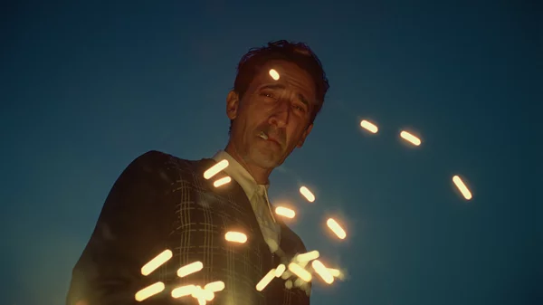 Γιατί το "The Brutalist" είναι το θεαματικό οσκαρικό φαβορί που πρέπει να δεις στο σινεμά