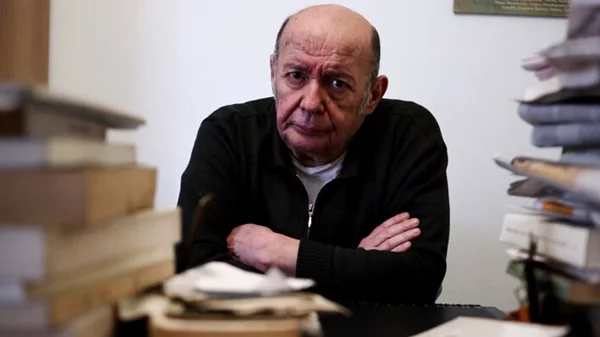 "Ο Βασίλης Παπαβασιλείου σφράγισε τον τελευταίο μισό αιώνα, ως σκηνοθέτης, ηθοποιός και θεατρικός δάσκαλος"