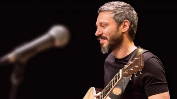 Νέες ημερομηνίες για τον Αλκίνοο Ιωαννίδη στο Rockwave