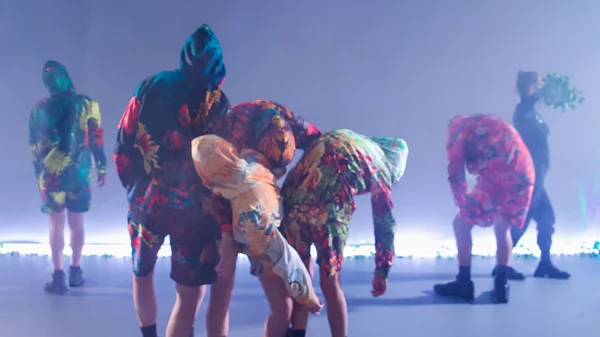 "Aurora": Ο χορός σε  εποχή έκτακτης οικολογικής ανάγκης από τους Σπύρο Κουβαρά και Synthesis 748 Dance Co.