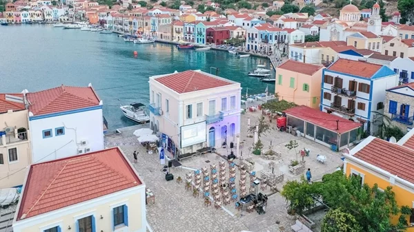 Το Διεθνές Φεστιβάλ Ντοκιμαντέρ Καστελλορίζου φέρνει στην Αθήνα το πιο δροσερό event