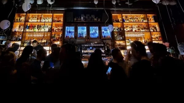 10 χρόνια "Theory Bar & More"