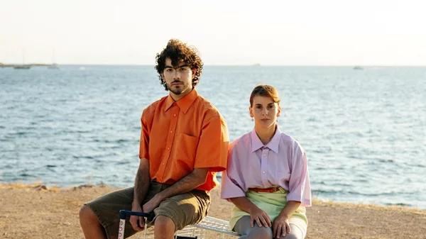 "Unborn": 5 λόγοι που θα σε κάνουν να δεις αυτή τη διαφορετική ιστορία ενηλικίωσης