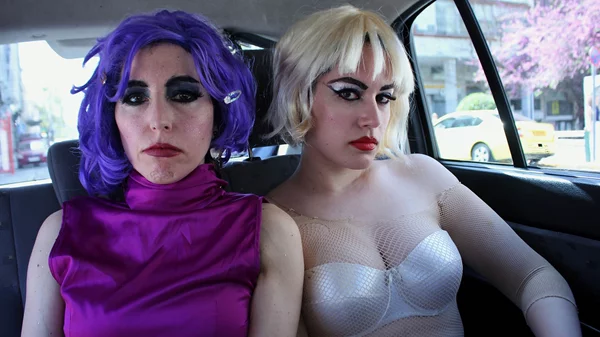 Updated | Το 14ο "Off-off Athens" μάς αποκαλύπτει το πρόγραμμά του και μας παροτρύνει να κοιτάξουμε ψηλά