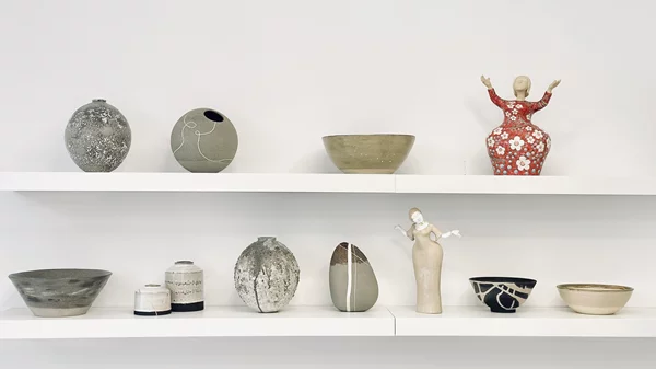 Ανοίγει η πρώτη γκαλερί της Αμοργού