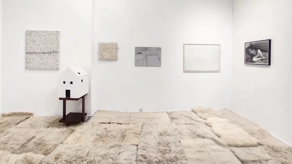 Η Ρεβέκκα Καμχή μετατρέπεται σε "Καταφύγιο"