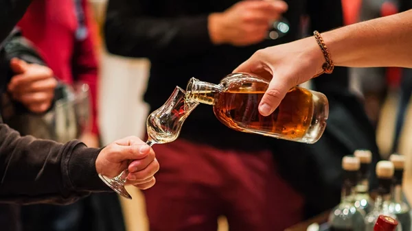 Μία γιορτή για το "Ελληνικό Απόσταγμα" στο Ωδείο Αθηνών