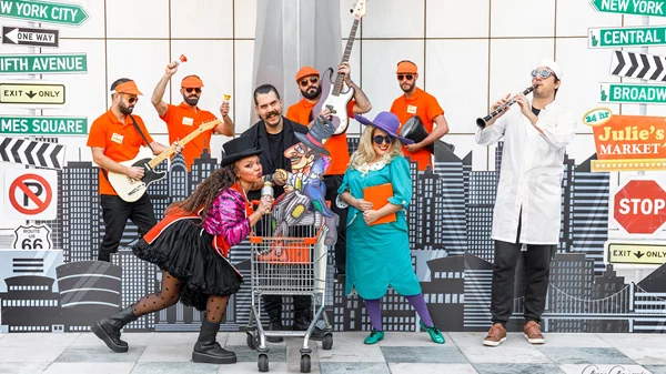 Ζήσε τα "Χριστούγεννα του Καραγκιόζη στη Νέα Υόρκη" στο Μέγαρο Μουσικής