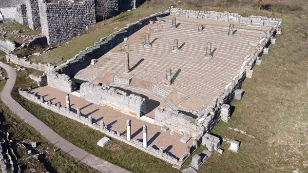 ΥΠΠΟ: Αποκατάσταση και ανάδειξη του Βουλευτηρίου στο Ιερό της Δωδώνης