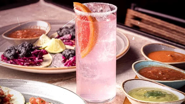 World Paloma Day: Πού θα πιούμε την Paloma των Αθηνών;