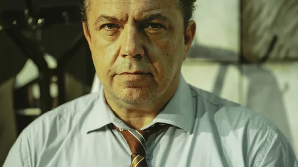 "Αξύριστα πηγούνια": Τελευταίες παραστάσεις στο Μικρό Χορν