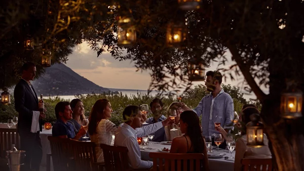 Αθηνόραμα Χρυσοί Σκούφοι Κύπρου 2024: Τα κορυφαία εστιατόρια του νησιού