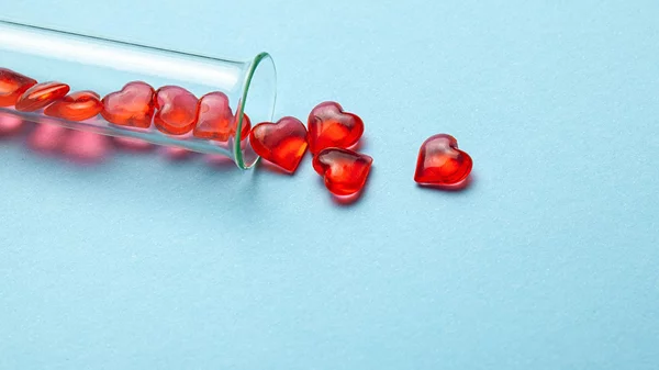 Τι συμβαίνει όταν ερωτευόμαστε; Η απάντηση στο Ίδρυμα Ευγενίδου