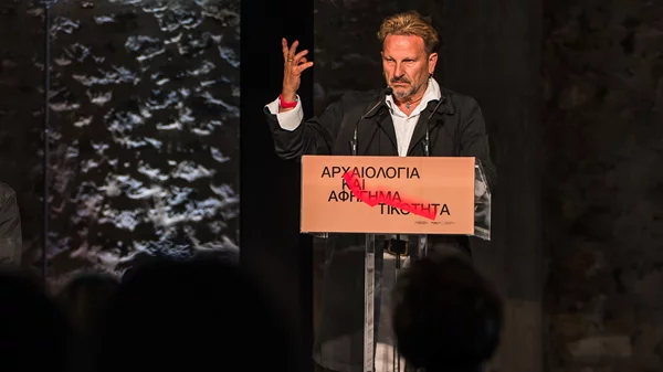 Μιχαήλ Μαρμαρινός: "Η Αφηγηματική Αρχαιολογία στην Ελευσίνα είναι μια ανομολόγητη Νέκυια"