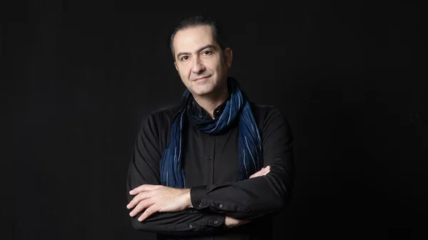 Ο Άρης Γραικούσης σε ένα ρεσιτάλ πιάνου όπου μεγάλοι συνθέτες συναντούν τον Μπαχ