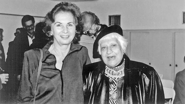 "Ο μεγάλος περίπατος της Άλκης Ζέη": Ένα αναδρομικό αφιέρωμα για τη μεγάλη συγγραφέα στο Μουσείο Μπενάκη