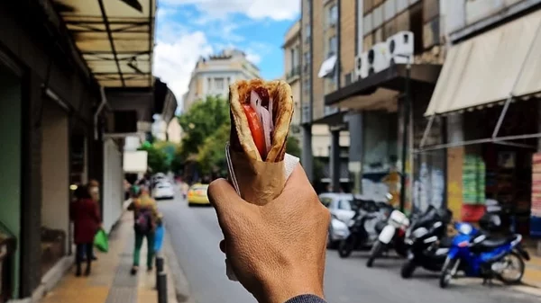 Κι αν αυτά είναι τα καλύτερα σουβλάκια της Αθήνας;