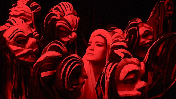 Στον Πίτερ Μπρουκ αφιερώνει η ομάδα Ρόδα την "Ραμαγιάνα"