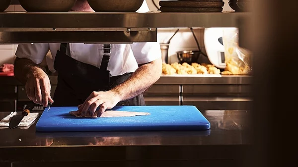 Για ψαγμένη κουζίνα στο σχεδόν κρυφό bistro του αθηναϊκού κέντρου