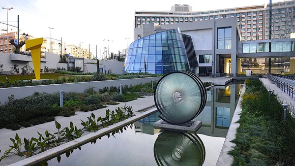 Γιορτινά μπαζάρ και ξεναγήσεις στην Εθνική Πινακοθήκη