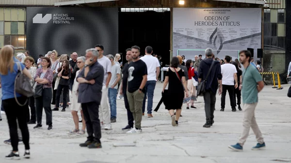 "Φεστιβάλ Αθηνών": Ένας κύκλος συζητήσεων αφορμάται από τον "Ύμνο εις την Ελευθερίαν"