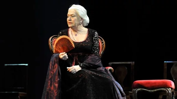 Πέθανε η ηθοποιός Κατερίνα Χέλμη