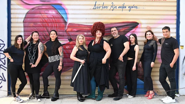 Ο Δημήτρης Καρατζιάς μας περιμένει στο 2ο Φεστιβάλ Θεάτρου Εν Αθήναις