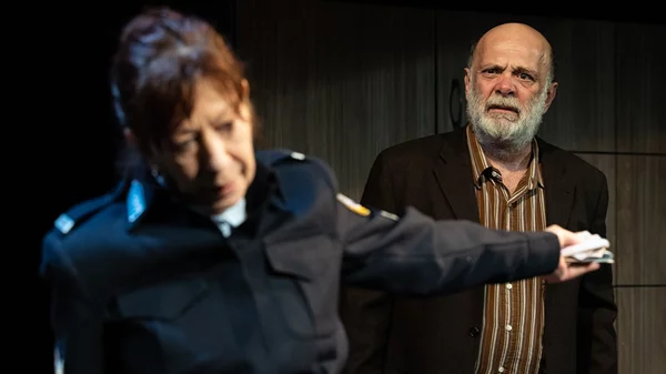 "Μάτια τέσσερα": 3 τελευταίες παραστάσεις για το έργο του Γιάννη Τσίρου που μιλά για τη δικαιοσύνη