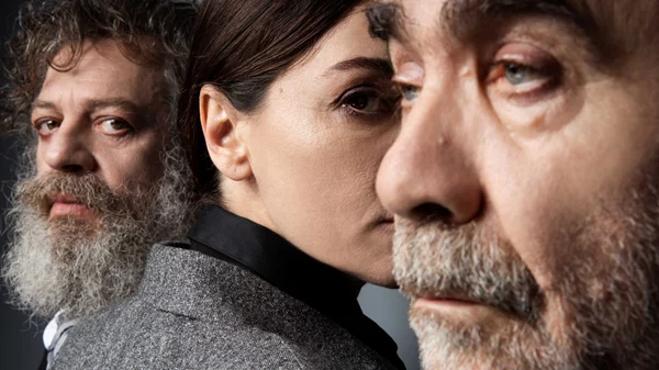 Το Θέατρο Τέχνης ξεκινά τη σεζόν με τρεις επαναλήψεις