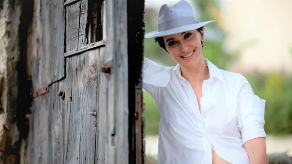 Η Ηρώ σε λαϊκούς δρόμους ξανά στο Caja de Musica