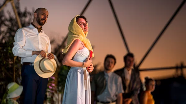 "Το ημέρωμα της στρίγγλας" στο ΚΠΙΣΝ: Ένα παιγνιώδες σχόλιο για την πατριαρχία - καλοκαιρινή ηχώ κάτω απ’ τον Θόλο