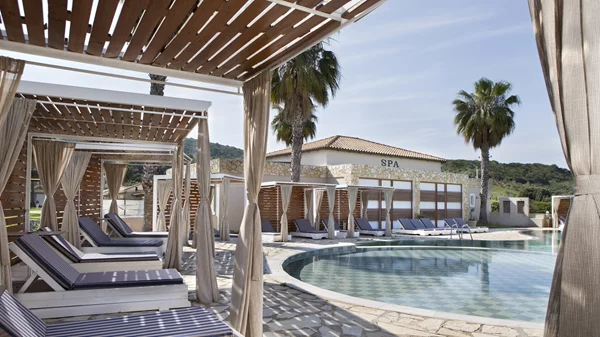 Olympia Golden Beach Resort & Spa: Ευεξία και φιλόξενη πολυτέλεια στο πολυβραβευμένο resort