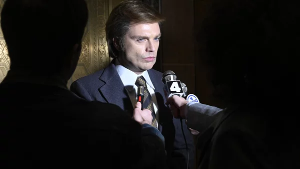 Ο σκηνοθέτης του "Apprentice" στο "α": "Ο Ντόναλντ Τραμπ έκανε ό,τι μπορούσε για να μας σταματήσει"