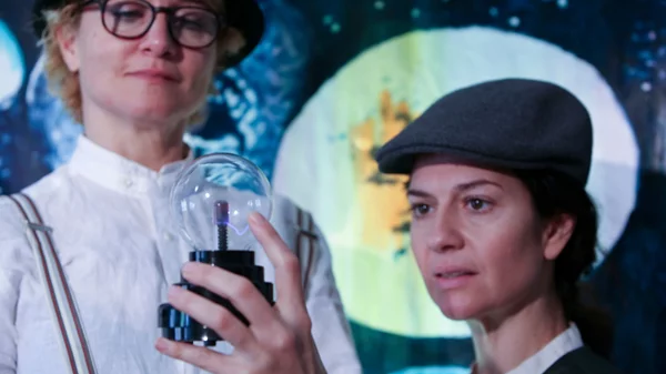 Ο Νίκολα Τέσλα φωτίζει τον κόσμο των παιδιών στον Τεχνοχώρο Φάμπρικα