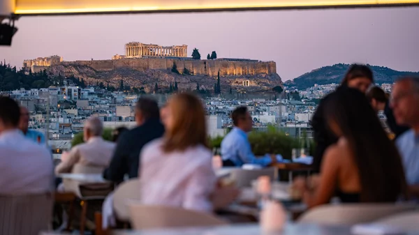 Τα μενού της 'Hytra' συναντούν τις κορυφαίες ετικέτες του ελληνικού αμπελώνα