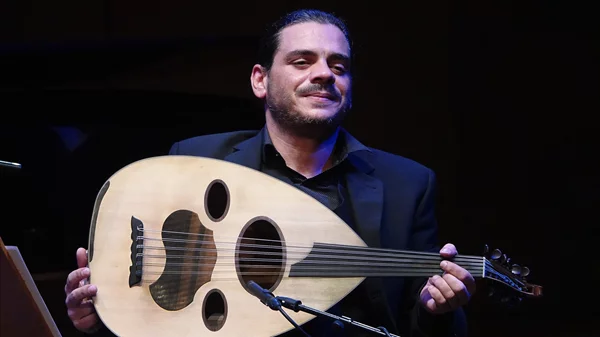 "Mediterranean Echoes": Ο Αλέκος Βρέτος έρχεται στο Φεστιβάλ Κολωνού