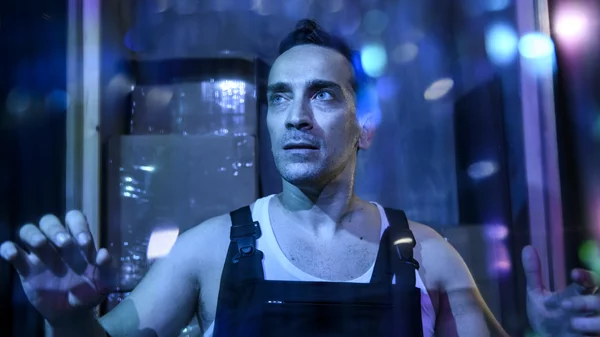 Δημήτρης Σαμόλης: "Η οικογένειά μας είναι τα φίλτρα με τα οποία βλέπουμε ολόκληρο τον κόσμο"