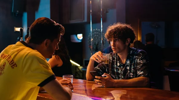 Η αθηνοραματική πλευρά του Ορέστη Χαλκιά