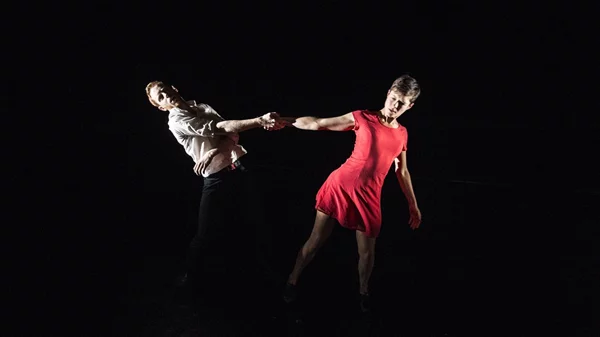 "Connect to share": Διεθνείς συνεργασίες στο Θέατρο Μπέλλος