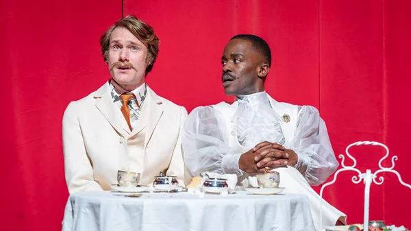 Μέγαρο Μουσικής Αθηνών: Το Εθνικό Θέατρο της Αγγλίας αναμεταδίδει την απολαυστική κωμωδία του Όσκαρ Ουάιλντ "Η σημασία να είσαι σοβαρός"