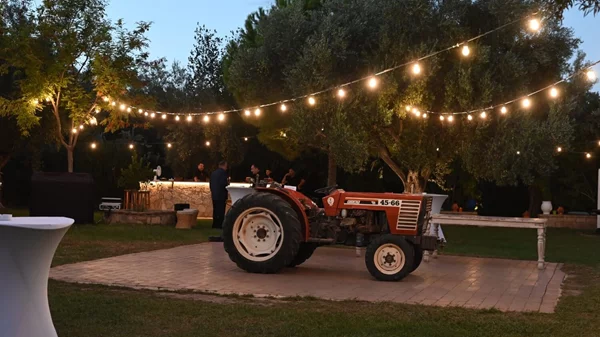 "Secret Places": H Έλσα Κυλπάση τραγουδά με αφορμή την Ημέρα της Γυναίκας στο αγρόκτημα Μελεαγρίς