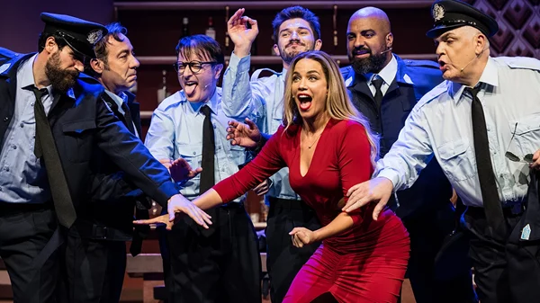 "Άντρες με τα όλα τους": Η πιο αποκαλυπτική κωμωδία της σεζόν