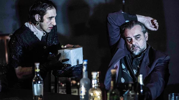 Theater Pick: Ο "Ιβάνοφ!" είναι ένα δράμα για το δράμα των μιλένιαλ