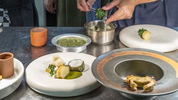 Symposio at Ark: Όταν η Ριβιέρα δοκίμασε το fine dining της Ρόδου