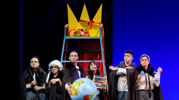 Τα παιδιά μαθαίνουν για την εξουσία στο αντιπολεμικό έργο "Ματίας ο Πρώτος"