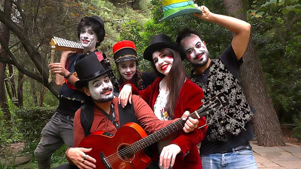 " Ο Πουλτσινέλα και το γελαστό δάσος": Ένα μαγικό θεατρικό ταξίδι στον Βοτανικό Κήπο Διομήδους