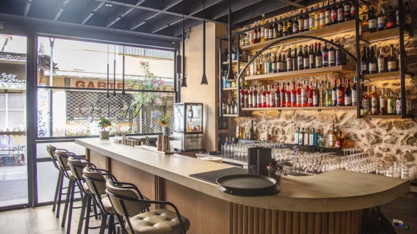 Στο 'Nastro', το νέο aperitivo bar του κέντρου